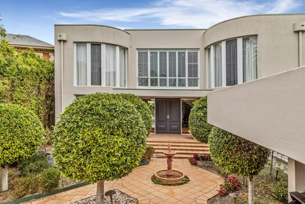 A Guide To Period Homes in Melbourne's Bayside Suburbs